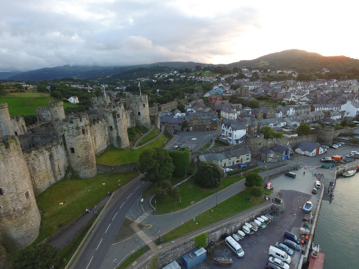 Johnny Dough'S Conwy With Rooms Dış mekan fotoğraf