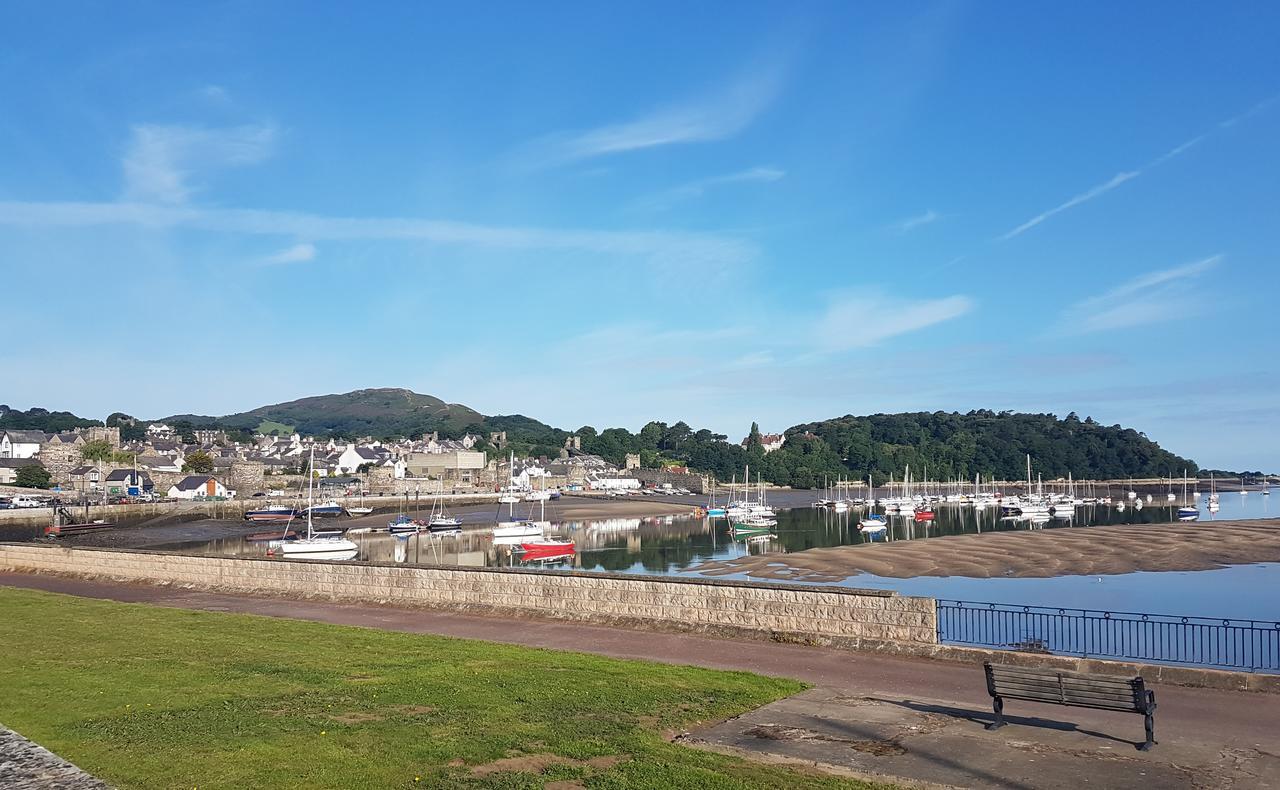 Johnny Dough'S Conwy With Rooms Dış mekan fotoğraf